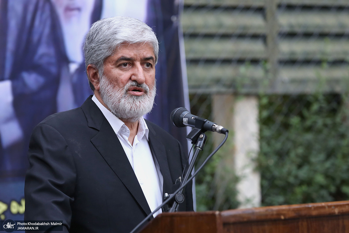 رونمایی از کتاب خاطرات آیت الله هاشمی سال 1378